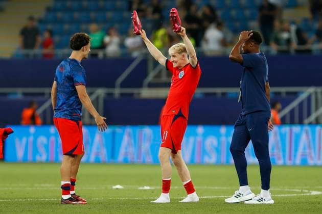 UEFA U21, U 21 EM, England - Israel, Halbfinale, 05.07.2023, Batumi Anthony GORDON ( 11, England), Curtis JONES ( 17, England), UEFA U21-Fussball-Europameisterschaft in Rumaenien und Georgien, England - Israel, Halbfinale, 05.07.2023, Adjarabet Arena, Batumi Copyright: xBEAUTIFULxSPORTS Meuselx
