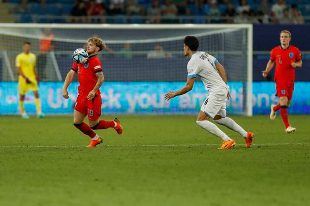 UEFA U21, U 21 EM, England - Israel, Halbfinale, 05.07.2023, Batumi Harvey ELLIOTT ( 19, England), Omri GANDELMAN ( 6, Israel), UEFA U21-Fussball-Europameisterschaft in Rumaenien und Georgien, England - Israel, Halbfinale, 05.07.2023, Adjarabet Arena, Batumi Copyright: xBEAUTIFULxSPORTS Meuselx