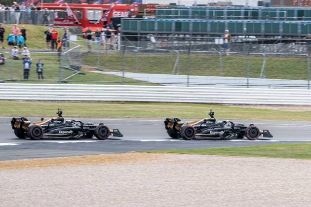 Brad Pitt, Damson Idris, Schauspieler, APXGP Grosser Preis von Grossbritannien, Silverstone, Motorsport, Formel 1, 06.07.2023 Grosser Preis von Grossbritannien, Silverstone, Motorsport, Formel 1, 06.07.2023 Towcester Copyright: xEibner-Pressefoto MarkoxKnabx EP_EER