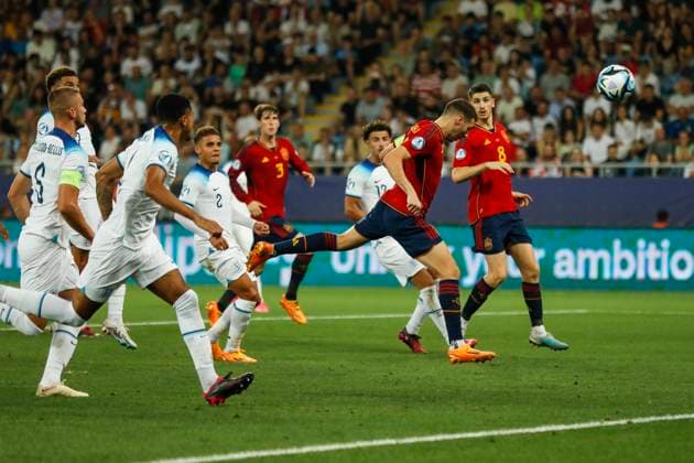 UEFA U21, U 21 EM, England - Spanien, Finale, 08.07.2023, Batumi Abel RUIZ ( 9, Spanien) trifft das Tor per Kopf, aber sein Treffer wird aberkannt., UEFA U21-Fussball-Europameisterschaft in Rumaenien und Georgien, England - Spanien, Finale, 08.07.2023, Adjarabet Arena, Batumi Copyright: xBEAUTIFULxSPORTS Meuselx