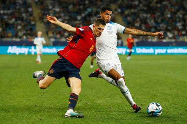 UEFA U21, U 21 EM, England - Spanien, Finale, 08.07.2023, Batumi Oihan SANCET ( 8, Spanien), Levi COLWILL ( 4, England), UEFA U21-Fussball-Europameisterschaft in Rumaenien und Georgien, England - Spanien, Finale, 08.07.2023, Adjarabet Arena, Batumi Copyright: xBEAUTIFULxSPORTS Meuselx