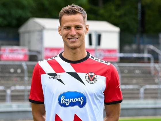Michael Schultz (Viktoria Koeln, 03). Viktoria Koeln, Fussball, 3. Liga, Portraettermin 2023 24, 12.07.2023 DFB DFL Regulations prohibit any use of Photographs as image sequences and or quasi-video X, Viktoria Koeln, Fussball, 3. Liga, Portraetermin 2023 2024, 12.07.2023 Köln Copyright: xEibner-Pressefoto ThomasxHaeslerx EP_EER