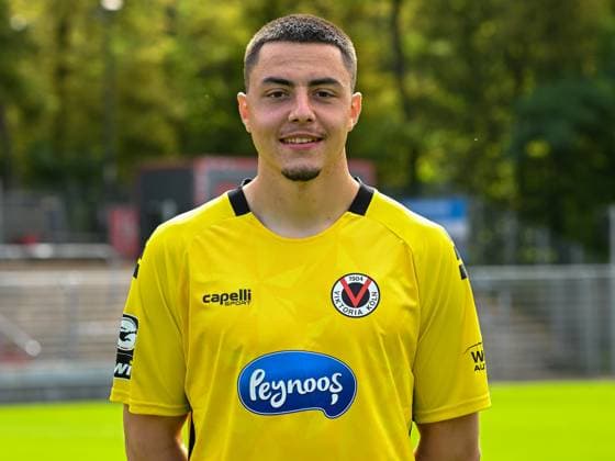 Elias Boerdner (Viktoria Koeln, 25). Viktoria Koeln, Fussball, 3. Liga, Portraettermin 2023 24, 12.07.2023 DFB DFL Regulations prohibit any use of Photographs as image sequences and or quasi-video X, Viktoria Koeln, Fussball, 3. Liga, Portraetermin 2023 2024, 12.07.2023 Köln Copyright: xEibner-Pressefoto ThomasxHaeslerx EP_EER