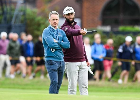 Mandatory Credit: Photo by Greig Cowie Shutterstock (14013394p) Ryder Cup Captain Luke Donald with Jon Rahm on the 4th Green The British Open Championship, Practice, Golf, Royal Liverpool Golf Club, Liverpool, UK - 19 Jul 2023 The British Open Championship, Practice, Golf, Royal Liverpool Golf Club, Liverpool, UK - 19 Jul 2023 Copyright: xGreigxCowie Shutterstockx 14013394p