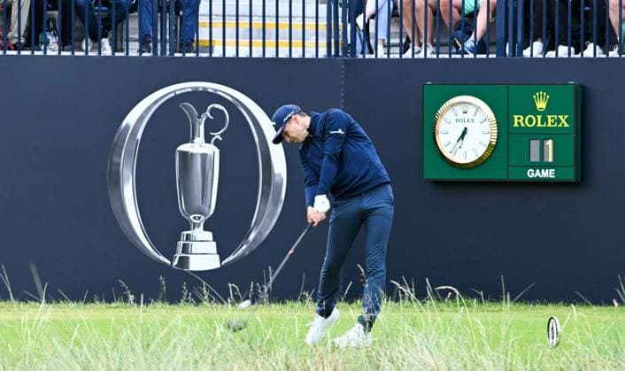 Mandatory Credit: Photo by Greig Cowie Shutterstock (14015622j) Matthew Jordan gets the 151st Open Championship underway in Group One. Rolex The British Open Championship, Day One, Golf, Royal Liverpool Golf Club, Liverpool, UK - 20 Jul 2023 The British Open Championship, Day One, Golf, Royal Liverpool Golf Club, Liverpool, UK - 20 Jul 2023 Copyright: xGreigxCowie Shutterstockx 14015622j