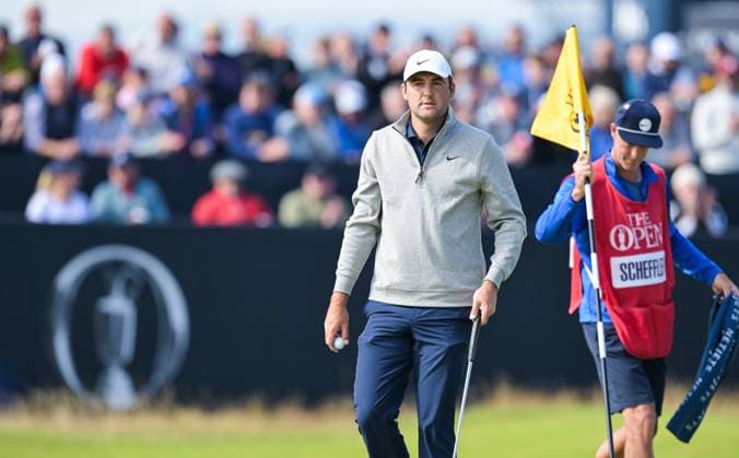 Mandatory Credit: Photo by Greig Cowie Shutterstock (14015622af) Scottie Scheffler on the 1st Green The British Open Championship, Day One, Golf, Royal Liverpool Golf Club, Liverpool, UK - 20 Jul 2023 The British Open Championship, Day One, Golf, Royal Liverpool Golf Club, Liverpool, UK - 20 Jul 2023 Copyright: xGreigxCowie Shutterstockx 14015622af