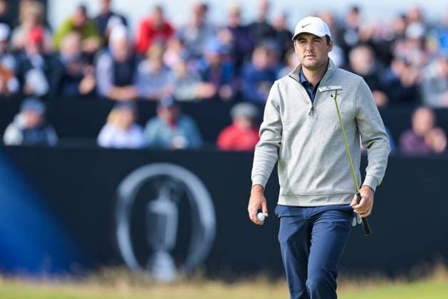Mandatory Credit: Photo by Greig Cowie Shutterstock (14015622ah) Scottie Scheffler on the 1st Green The British Open Championship, Day One, Golf, Royal Liverpool Golf Club, Liverpool, UK - 20 Jul 2023 The British Open Championship, Day One, Golf, Royal Liverpool Golf Club, Liverpool, UK - 20 Jul 2023 Copyright: xGreigxCowie Shutterstockx 14015622ah