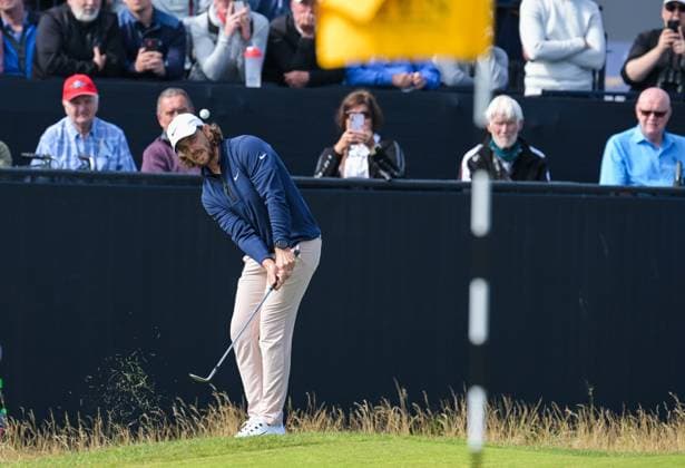 Mandatory Credit: Photo by Greig Cowie Shutterstock (14015622ao) Tommy Fleetwood chips onto the 1st Green The British Open Championship, Day One, Golf, Royal Liverpool Golf Club, Liverpool, UK - 20 Jul 2023 The British Open Championship, Day One, Golf, Royal Liverpool Golf Club, Liverpool, UK - 20 Jul 2023 Copyright: xGreigxCowie Shutterstockx 14015622ao