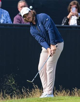 Mandatory Credit: Photo by Greig Cowie Shutterstock (14015622as) Tommy Fleetwood chips on the 1st Green The British Open Championship, Day One, Golf, Royal Liverpool Golf Club, Liverpool, UK - 20 Jul 2023 The British Open Championship, Day One, Golf, Royal Liverpool Golf Club, Liverpool, UK - 20 Jul 2023 Copyright: xGreigxCowie Shutterstockx 14015622as