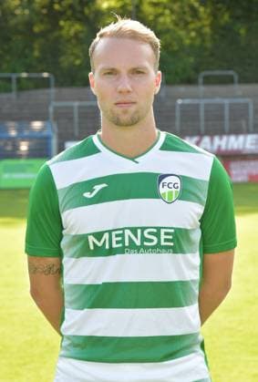 20.07.2023, GER, Fussball, Regionalliga West, Saison 2023 2024, Ohlendorfstadion im Heidewald, Gütersloh FC Gütersloh Fototermin 2023 2024 Hendrik Lohmar (FC Gütersloh), Aktion, Einzelbild, Hoch, Portrait