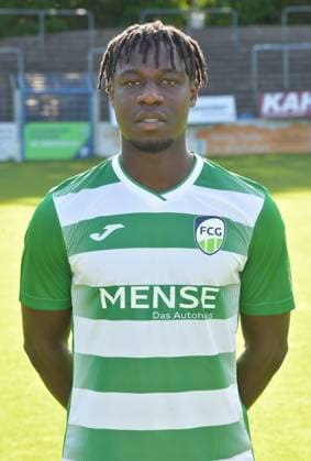 20.07.2023, GER, Fussball, Regionalliga West, Saison 2023 2024, Ohlendorfstadion im Heidewald, Gütersloh FC Gütersloh Fototermin 2023 2024 Philimon Tawiah (FC Gütersloh), Aktion, Einzelbild, Hoch, Portrait