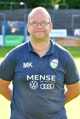 20.07.2023, GER, Fussball, Regionalliga West, Saison 2023 2024, Ohlendorfstadion im Heidewald, Gütersloh FC Gütersloh Fototermin 2023 2024 Michael Kuhr (Betreuer FC Gütersloh), Aktion, Einzelbild, Hoch, Portrait