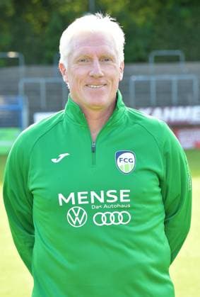 20.07.2023, GER, Fussball, Regionalliga West, Saison 2023 2024, Ohlendorfstadion im Heidewald, Gütersloh FC Gütersloh Fototermin 2023 2024 Rob Reekers (Sportlicher Leiter FC Gütersloh), Aktion, Einzelbild, Hoch, Portrait