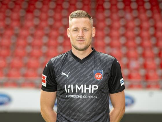 Vitus Eicher (FC Heidenheim, 22), GER, FC Heidenheim 1846, Fussball, 1. Bundesliga, Portraettermin, Spielzeit 2023 2024, 23.07.2023, DFB DFL regulations prohibit any use of photographs as image sequences and or quasi-video., GER, FC Heidenheim 1846, Fussball, 1. Bundesliga, Portraettermin, Spielzeit 2023 2024, 23.07.2023 Heidenheim Copyright: xEibner-Pressefoto SaschaxWaltherx EP_EER