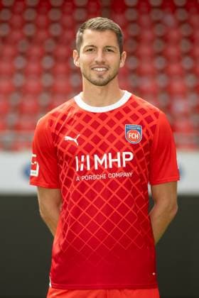 Marvin Pieringer (FC Heidenheim, 18), GER, FC Heidenheim 1846, Fussball, 1. Bundesliga, Portraettermin, Spielzeit 2023 2024, 23.07.2023, DFB DFL regulations prohibit any use of photographs as image sequences and or quasi-video., GER, FC Heidenheim 1846, Fussball, 1. Bundesliga, Portraettermin, Spielzeit 2023 2024, 23.07.2023 Heidenheim Copyright: xEibner-Pressefoto SaschaxWaltherx EP_EER