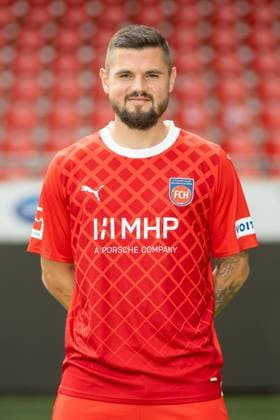 Marnon Busch (FC Heidenheim, 02), GER, FC Heidenheim 1846, Fussball, 1. Bundesliga, Portraettermin, Spielzeit 2023 2024, 23.07.2023, DFB DFL regulations prohibit any use of photographs as image sequences and or quasi-video., GER, FC Heidenheim 1846, Fussball, 1. Bundesliga, Portraettermin, Spielzeit 2023 2024, 23.07.2023 Heidenheim Copyright: xEibner-Pressefoto SaschaxWaltherx EP_EER