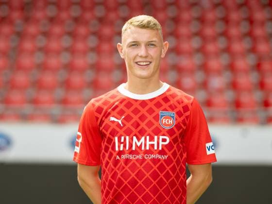 Luka Janes (FC Heidenheim, 36), GER, FC Heidenheim 1846, Fussball, 1. Bundesliga, Portraettermin, Spielzeit 2023 2024, 23.07.2023, DFB DFL regulations prohibit any use of photographs as image sequences and or quasi-video., GER, FC Heidenheim 1846, Fussball, 1. Bundesliga, Portraettermin, Spielzeit 2023 2024, 23.07.2023 Heidenheim Copyright: xEibner-Pressefoto SaschaxWaltherx EP_EER