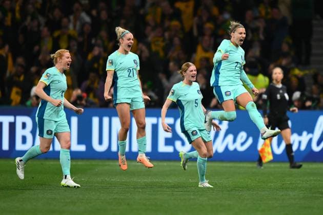 Mandatory Credit: Photo by Morgan Hancock Shutterstock (14028970ek) Stephanie Catley of Australia scores a penalty to make it 4-0 Canada Women v Australia Women, FIFA Women s World Cup, Group B, International Football, Melbourne Rectangular Stadium, Perth, Australia - 31 July 2023 Canada Women v Australia Women, FIFA Women s World Cup, Group B, International Football, Melbourne Rectangular Stadium, Perth, Australia - 31 July 2023 Copyright: xMorganxHancock Shutterstockx 14028970ek