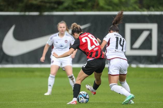 Barbara Dunst (Eintracht Frankfurt, 28), Elena Muehlemann (1. FC Nuernberg, 14), GER, Eintracht Frankfurt vs. 1. FC Nuernberg, 1. Frauen Bundesliga, Testspiel, Spielzeit 2023 24, 06.08.2023, GER, Eintracht Frankfurt vs. 1. FC Nuernberg, 1. Frauen Bundesliga, Testspiel, Spielzeit 2023 24, Frankfurt Copyright: xEibner-Pressefoto UlrichxScherbaumx EP_USM