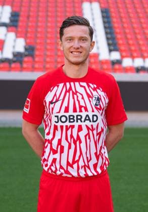 Michael Gregoritsch (SC Freiburg, 38); 1. Bundesliga, SC Freiburg, Portraettermin 2023 2024, 10.08.2023, (DFL REGULATIONS PROHIBIT ANY USE OF PHOTOGRAPHS AS IMAGE SEQUENCES AND OR QUASI-VIDEO) GER, Fussball, Herren, 1. Bundesliga, Spielzeit 2023 2024, SC Freiburg, Portraettermin 2023 2024, 10.08.2023, Freiburg im Breisgau Copyright: xEibner-Pressefoto SilasxSchuellex EP_EER