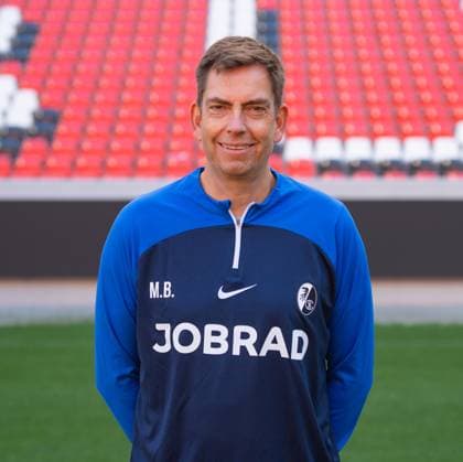 Markus Behrens (SC Freiburg, Physiotherapeut); 1. Bundesliga, SC Freiburg, Portraettermin 2023 2024, 10.08.2023, (DFL REGULATIONS PROHIBIT ANY USE OF PHOTOGRAPHS AS IMAGE SEQUENCES AND OR QUASI-VIDEO) GER, Fussball, Herren, 1. Bundesliga, Spielzeit 2023 2024, SC Freiburg, Portraettermin 2023 2024, 10.08.2023, Freiburg im Breisgau Copyright: xEibner-Pressefoto SilasxSchuellex EP_EER