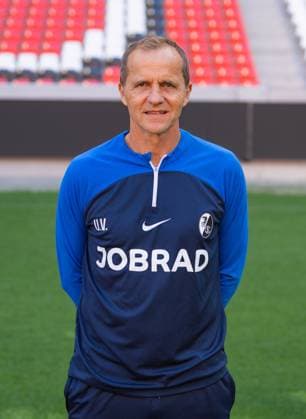 Uwe Vetter (SC Freiburg, Physiotherapeut und Masseur); 1. Bundesliga, SC Freiburg, Portraettermin 2023 2024, 10.08.2023, (DFL REGULATIONS PROHIBIT ANY USE OF PHOTOGRAPHS AS IMAGE SEQUENCES AND OR QUASI-VIDEO) GER, Fussball, Herren, 1. Bundesliga, Spielzeit 2023 2024, SC Freiburg, Portraettermin 2023 2024, 10.08.2023, Freiburg im Breisgau Copyright: xEibner-Pressefoto SilasxSchuellex EP_EER