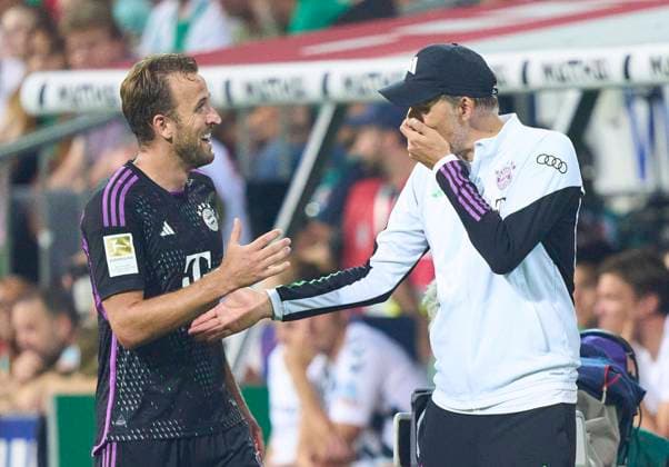 Sport Bilder des Tages Harry Kane, FCB 9 Trainer Thomas Tuchel (FCB), team manager, headcoach, coach, player change, substitution, Wechsel, Auswechslung, Einwechslung, Spielerwechsel, in action in the match SV WERDER BREMEN - FC BAYERN MUENCHEN on Aug 18, 2023 in Bremen, Germany. Season 2023 2024, 1.Bundesliga, FCB, München, matchday 1, 1.Spieltag