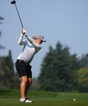 August 27, 2023, VANCOUVER, BC, CANADA: Alena Sharp, of Canada, hits her tee shot on the 10th hole during the final round at the LPGA, Golf Damen CPKC Canadian Women s Open golf tournament, in Vancouver, B.C., Sunday, Aug. 27, 2023. Canada News - August 27, 2023 - ZUMAc35_ 20230827_zaf_c35_019 Copyright: xDarrylxDyckx