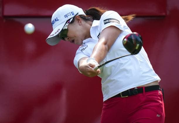 August 27, 2023, VANCOUVER, BC, CANADA: Sei Young Kim, of South Korea, hits her tee shot on the first hole during the final round at the LPGA, Golf Damen CPKC Canadian Women s Open golf tournament, in Vancouver, on Sunday, August 27, 2023. Kim Sei Young - ZUMAc35_ 20230827_zaf_c35_059 Copyright: xDarrylxDyckx