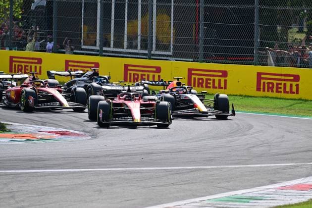 Start, 55 Carlos Sainz (ESP, Scuderia Ferrari), 1 Max Verstappen (NLD, Oracle Red Bull Racing), 16 Charles Leclerc (MCO, Scuderia Ferrari), 63 George Russell (GBR, Mercedes-AMG Petronas F1 Team), F1 Grand Prix of Italy at Autodromo Nazionale Monza on September 3, 2023 in Monza, Italy. (Photo by HOCH ZWEI) Monza Italy
