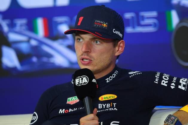 VERSTAPPEN Max (ned), Red Bull Racing RB19, portrait press conference, PK, Pressekonferenz during the 2023 Formula 1 Pirelli Grand Premio d™Italia Grand Prix, 14th round of the 2023 Formula One World Championship, WM, Weltmeisterschaft from September 1 to 3, 2023 on the Autodromo Nazionale di Monza, in Monza, Italy - F1 - ITALIAN GRAND PRIX 2023 - RACE DPPI Panoramic 00123033_3773
