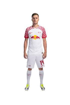 Achtung: Redaktionelle Nutzung honorarfrei - Attention: Free of charge for editorial use - Christoph Baumgartner RB Leipzig Porträttermin Saison 2023 2024, Herren, 1.BL, RB Leipzig, Porträt, Vorstellung, Präsentation, Pressetermin, Fußball, GER, RedBull, Red Bull, RBL; Shooting, Studio, Studioshooting, Freisteller, xptt