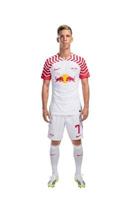 Achtung: Redaktionelle Nutzung honorarfrei - Attention: Free of charge for editorial use - Dani Olmo RB Leipzig Porträttermin Saison 2023 2024, Herren, 1.BL, RB Leipzig, Porträt, Vorstellung, Präsentation, Pressetermin, Fußball, GER, RedBull, Red Bull, RBL; Shooting, Studio, Studioshooting, Freisteller, xptt