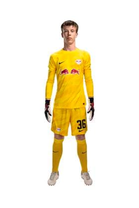 Achtung: Redaktionelle Nutzung honorarfrei - Attention: Free of charge for editorial use - Timo Schlieck RB Leipzig Porträttermin Saison 2023 2024, Herren, 1.BL, RB Leipzig, Porträt, Vorstellung, Präsentation, Pressetermin, Fußball, GER, RedBull, Red Bull, RBL; Shooting, Studio, Studioshooting, Freisteller, xptt