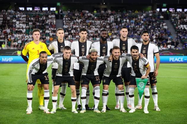Teamfoto Deutschland - hinter R.v.l. Torwart Marc-Andre ter Stegen (Deutschland,1), Nico Schlotterbeck (Deutschland,5),Kai Havertz (Deutschland,7), Antonio Rüdiger (Deutschland,2),Niklas Süle (Deutschland,15), Emre Can (Deutschland,23), vordere R.v.l. Leroy Sane (Deutschland,19), Florian Wirtz (Deutschland,9), Serge Gnabry (Deutschland,10), Joshua Kimmich (Deutschland,6), İlkay Gündogan (Deutschland,21) - Freundschaftsspiel Deutschland vs. Japan in der VW Arena in Wolfsburg - Aktion,Fußball,Mann,Männer,Deutschland,09.09.2023