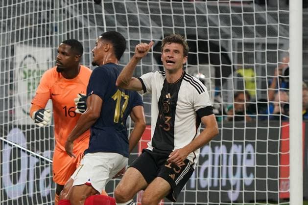 Nationalmannschaft, Fussball, Herren, Freundschaftsspiel, Länderspiel, Deutschland-Frankreich , 12.09.2023 , Signaliduna Park Dortmund Thomas Müller, Deutschland, Aktion, Einzelbild