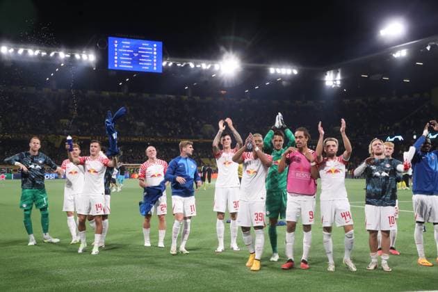 Bern - RB Leipzig Champions League Bern, 19.09.2023, Wankdorf Stadion, Fussball , UEFA Champions League, Gruppe G , 1. Spieltag, Young Boys Bern vs. RB Leipzig , Im Bild: Siegjubel RB Leipzig . , Foto nur zur redaktionellen Nutzung bestimmt! . , UEFA regulations prohibit any use of photographs as image sequences and or quasi-video ,