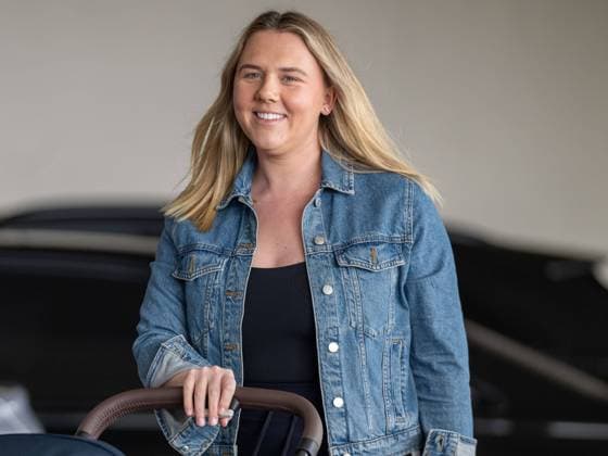 Katie Goodland, Ehefrau von Harry Kane (FC Bayern Muenchen, 09), GER, FC Bayern Muenchen (FCB) vs. VFL Bochum 1848 (VFL), Fussball, Bundesliga, 5. Spieltag, Spielzeit 2023 2024, 23.09.2023, DFB DFL regulations prohibit any use of photographs as image sequences and or quasi-video., GER, FC Bayern Muenchen (FCB) vs. VFL Bochum 1848 (VFL), Fussball, Bundesliga, 5. Spieltag, Spielzeit 2023 2024, 23.09.2023 Muenchen Copyright: xEibner-Pressefoto SaschaxWaltherx EP_EER