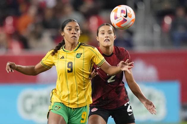 September 26, 2023, Toronto, ON, CANADA: Canada s Sydney Collins, 2, battles Jamaica s Kameron Simmonds, 9, for the ball during first half CONCACAF women s championship soccer series match in Toronto on Tuesday Sept. 26, 2023. Canada News - September 26, 2023 - ZUMAc35_ 20230926_zaf_c35_122 Copyright: xNathanxDenettex
