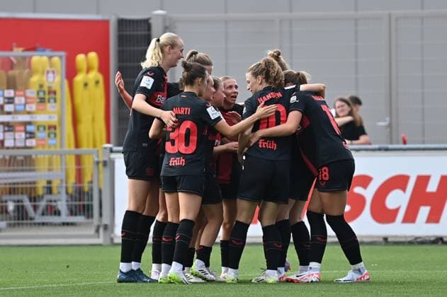 Jubel, Freuen, celebrate, happy, cheer , Goal Celebration Bayer 04 Frauen 4:0, 30.09.2023, Leverkusen (Deutschland), Fussball,google Pixel Frauenbundesliga - bayer 04 Leverkusen - 1.FC Nürnberg, DFB DFL REGULATIONS PROHIBIT ANY USE OF PHOTOGRAPHS AS IMAGE SEQUENCES AND OR QUASI-VIDEO.