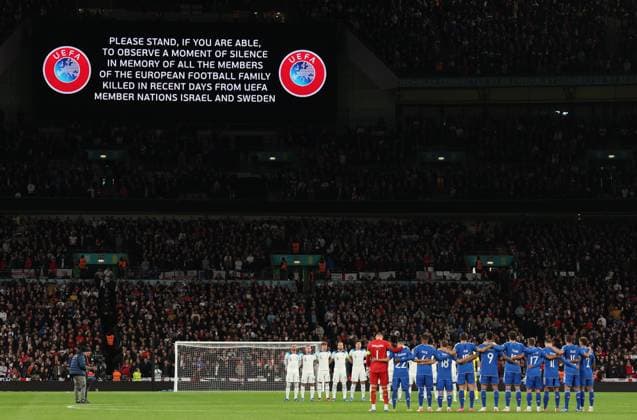 London, England, 17th October 2023. Players, officials and supporters observe a minute™s silence ahead of the UEFA European Championship, EM, Europameisterschaft Qualifying match at Wembley Stadium, London. Picture credit should read: David Klein Sportimage EDITORIAL USE ONLY. No use with unauthorised audio, video, data, fixture lists, club league logos or live services. Online in-match use limited to 120 images, no video emulation. No use in betting, games or single club league player publications. SPI-2649-0019