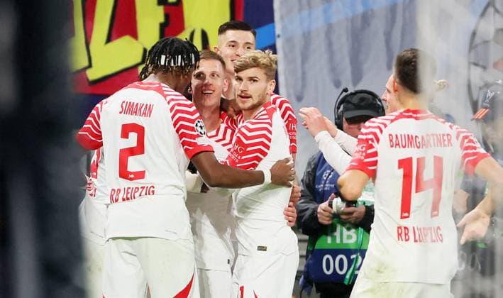 RB Leipzig - Roter Stern Belgrad Champions League Leipzig, 25.10.2023, Red Bull Arena, Fussball , UEFA Champions League, Gruppe G , 3. Spieltag, RB Leipzig vs. Roter Stern Belgrad , Im Bild: Tor für RB Leipzig. Dani Olmo (7, RB Leipzig) trifft zum 3:1 und jubelt. , Foto nur zur redaktionellen Nutzung bestimmt! . , UEFA regulations prohibit any use of photographs as image sequences and or quasi-video ,
