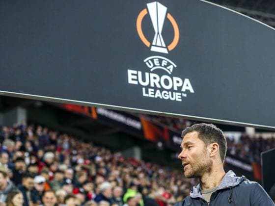 Xabi Alonso (Bayer 04 Leverkusen, Chef-Trainer) vor dem Spiel, GER, Bayer 04 Leverkusen vs. Qarabag Agdam, UEFA Europa League 2023 24, Gruppenphase, 3. Spieltag, 26.10.2023, GER, Bayer 04 Leverkusen vs. Qarabag Agdam, UEFA Europa League 2023 24, Gruppenphase, 3. Spieltag, 26.10.2023, Foto: Eibner-Pressefoto Gabriel Boia Leverkusen Copyright: xGabrielxBoiax EP_EER