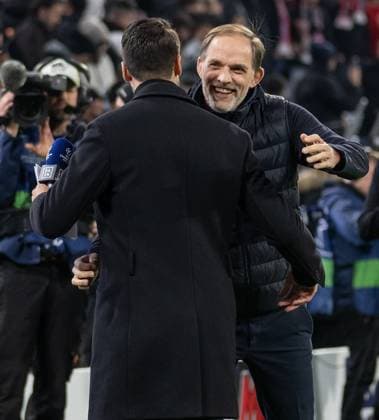 Thomas Tuchel (Chef-Trainer, FC Bayern Muenchen) umarmt Sami Khedira (Experte, DAZN) vor dem Spiel. GER, FC Bayern Muenchen vs. Galatasaray Istanbul, Fussball, Champions League, Gruppenphase, 4. Spieltag, Spielzeit 2023 2024, 08.11.2023. (DFL DFB REGULATIONS PROHIBIT ANY USE OF PHOTOGRAPHS as IMAGE SEQUENCES and or QUASI-VIDEO). GER, FC Bayern Muenchen vs. Galatasaray Istanbul, Fussball, Champions League, Gruppenphase, 4. Spieltag, Spielzeit 2023 2024, 08.11.2023. Muenchen Copyright: xEibner-Pressefoto HeikexFeinerx EP_HFR
