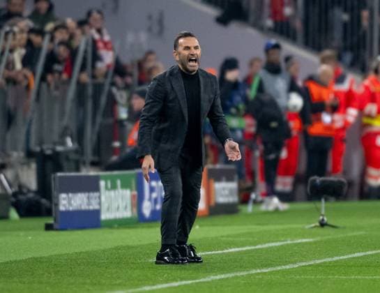 Okan Buruk (Chef-Trainer Head Coach, Galatasaray Istanbul) schreiend rufend an der Seitenlinie. GER, FC Bayern Muenchen vs. Galatasaray Istanbul, Fussball, Champions League, Gruppenphase, 4. Spieltag, Spielzeit 2023 2024, 08.11.2023. (DFL DFB REGULATIONS PROHIBIT ANY USE OF PHOTOGRAPHS as IMAGE SEQUENCES and or QUASI-VIDEO). GER, FC Bayern Muenchen vs. Galatasaray Istanbul, Fussball, Champions League, Gruppenphase, 4. Spieltag, Spielzeit 2023 2024, 08.11.2023. Muenchen Copyright: xEibner-Pressefoto HeikexFeinerx EP_HFR