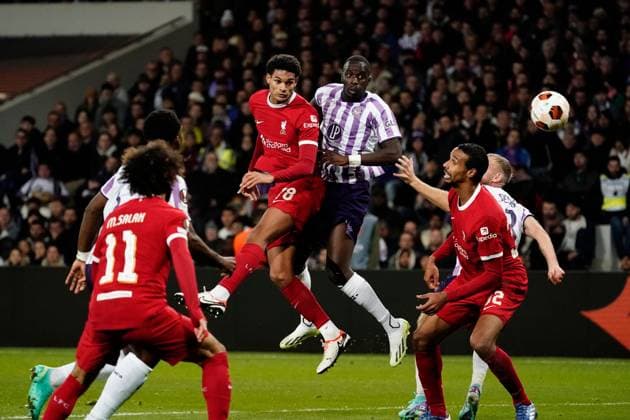 EDITORIAL USE ONLY No use with unauthorised audio, video, data, fixture lists, club league logos or live services. Online in-match use limited to 120 images, no video emulation. No use in betting, games or single club league player publications. Toulouse v Liverpool, UEFA Europa League, Group E, Football, Stadium TFC, Toulouse, France - 09 Nov 2023 EDITORIAL USE ONLY No use with unauthorised audio, video, data, fixture lists, club league logos or live services. Online in-match use limited to 120 images, no video emulation. No use in betting, games or single club league player publications. Copyright: xDavexWinter Shutterstockx 14188577br