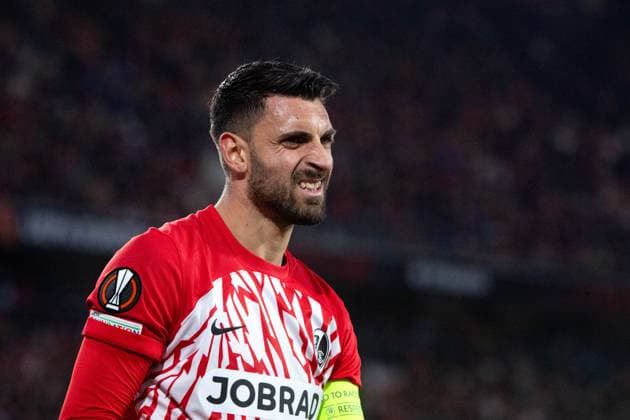 Vincenzo Grifo (SC Freiburg, 32) aergert sich, GER, SC Freiburg vs FK TSC Backa Topola, Fussball UEFA Europa League, Gruppe A, 4. Spieltag, Saison 2023 2024, 09.11.2023 GER, SC Freiburg vs FK TSC Backa Topola, Fussball UEFA Europa League, Gruppe A, 4. Spieltag, Saison 2023 2024, 09.11.2023 Freiburg Copyright: xEibner-Pressefoto Memmlerx EP_MMR