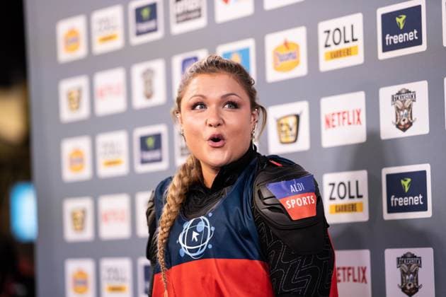 TV Total WOK-WM von Pro7 2023 12.11.2023, Bob und Rodelbahn, Winterberg, TV Total WOK-WM von Pro7 2023 Im Bild: Sophia Thiel