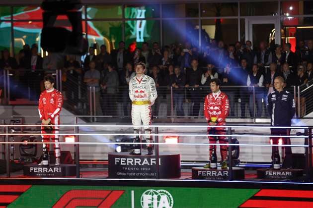 VERSTAPPEN Max (ned), Red Bull Racing RB19, portrait LECLERC Charles (mco), Scuderia Ferrari SF-23, portrait PEREZ Sergio (mex), Red Bull Racing RB19, portraitpodium during the 2023 Formula 1 Heineken Silver Las Vegas Grand Prix, 21th round of the 2023 Formula One World Championship, WM, Weltmeisterschaft from November 17 to 19, 2023 on the Las Vegas Strip Circuit, in Las Vegas, USA - F1 - LAS VEGAS GRAND PRIX 2023 - RACE DPPI Panoramic WhatsApp Image 2023-11-19 at 09.04.46