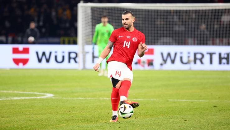 Deutschland - Tuerkei 18.11.2023 Berlin, 18.11.2023, Fussball, Olympiastadion, Länderspiel , Deutschland GER vs. Türkei TUR 2:3 (1:2) , Im Bild; Abdülkerim Bardakci (14, TUR) , Nur zur redaktionellen Nutzung! . , Gemäß den Vorgaben der DFB Deutscher Fussballbund ist es untersagt, in dem Stadion und oder vom Spiel angefertigte Fotoaufnahmen in Form von Sequenzbildern und oder videoähnlichen Fotostrecken zu verwerten bzw. verwerten zu lassen. ,